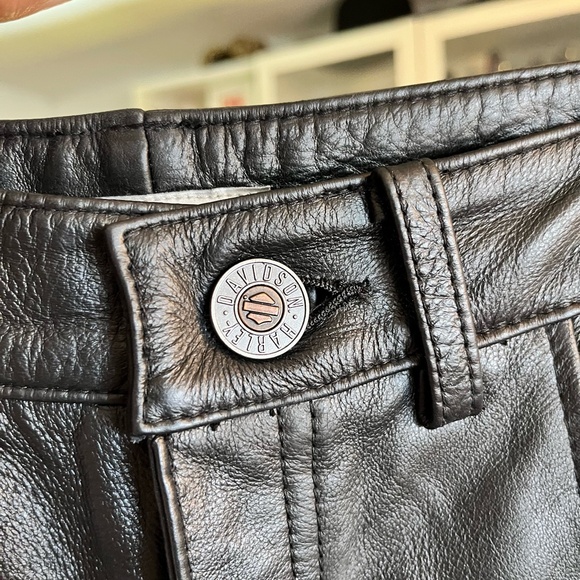 Harley Davidson Leather Riding Pants size 2 - Picture 2 of 9